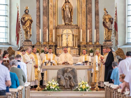 Stefan Lunz zum Priester geweiht