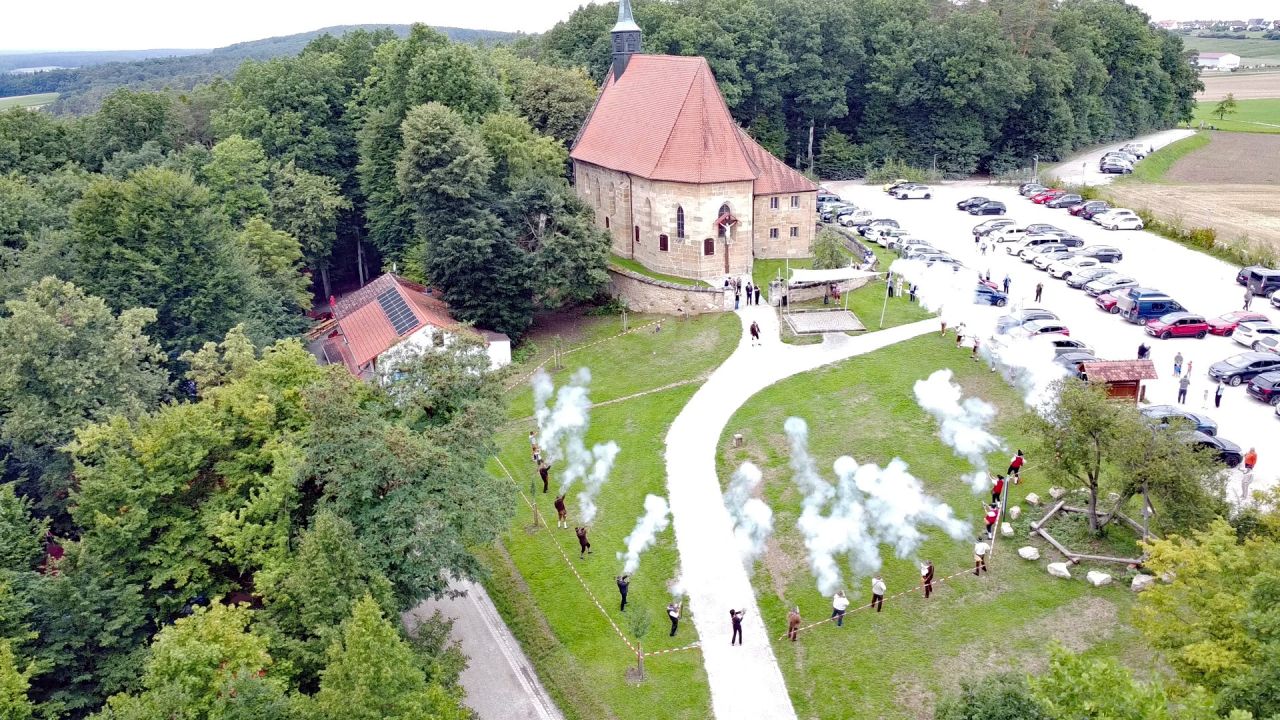 Erster Festgottesdienst der Böllerschützen am Kreuzberg