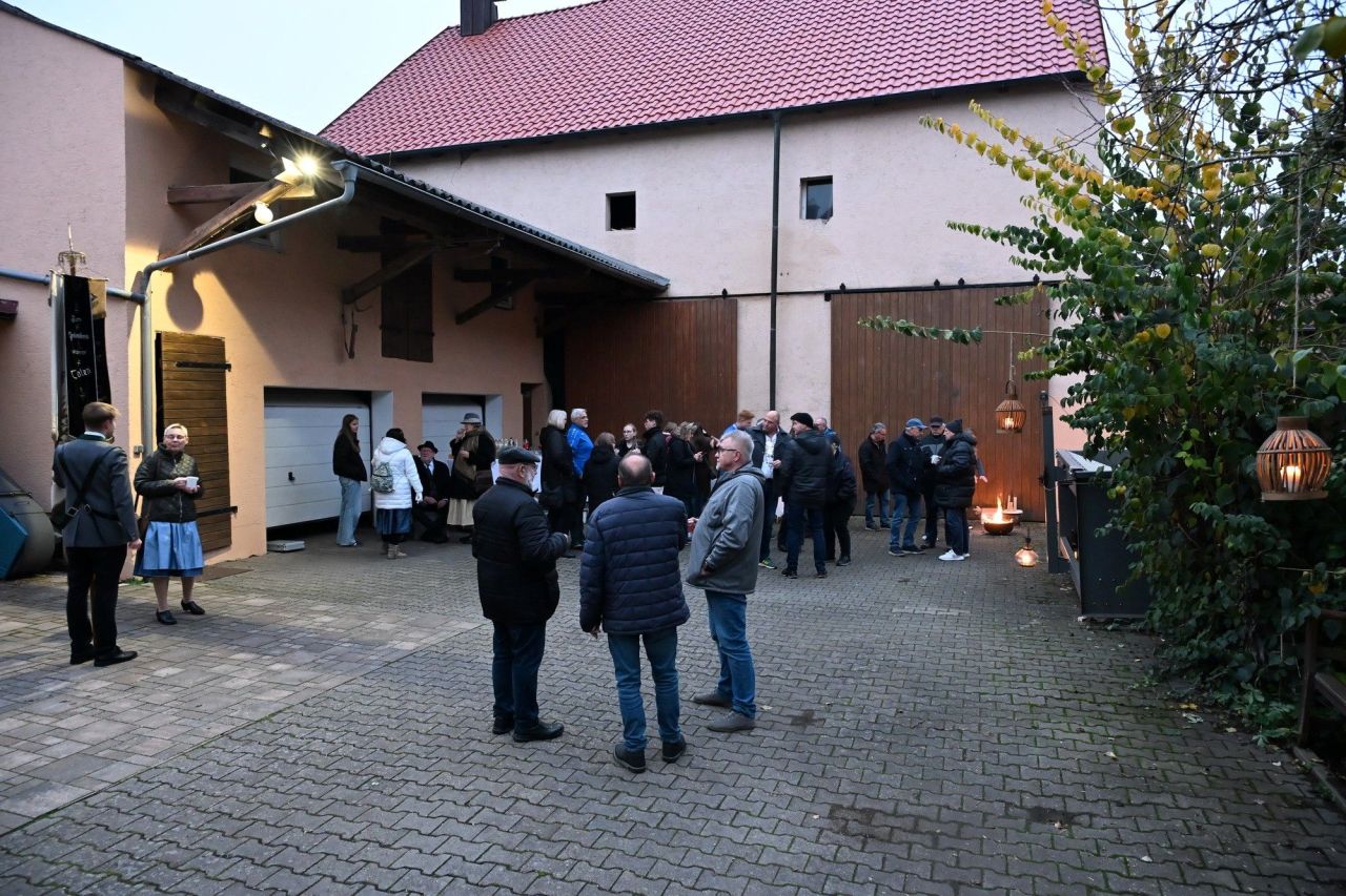 Weinfest mit Königsproklamation 2025