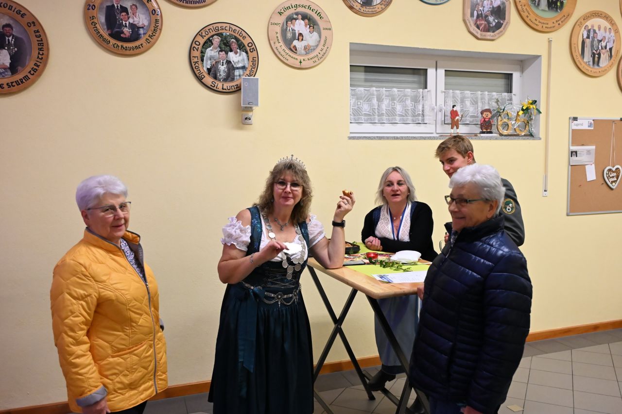 Weinfest mit Königsproklamation 2025