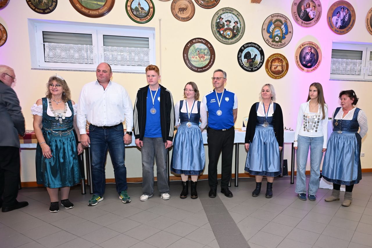 Weinfest mit Königsproklamation 2025