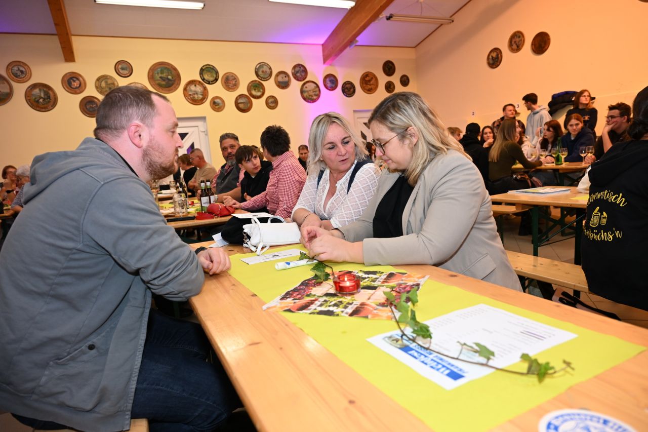 Weinfest mit Königsproklamation 2025