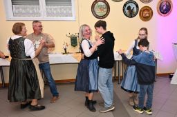 Weinfest mit Königsproklamation 2025