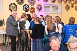 Weinfest mit Königsproklamation 2025